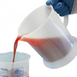 Bécher plastique | Bécher usage unique stérile et non stérile par 16 et 20 pièces | 8049H-2000_1
