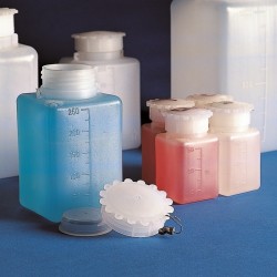 Flacon de laboratoire | Flacon à col large bouchon à plombage graduation en relief PE de 25 à 2000 ml Kartell | KAR-608_1