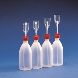 Flacon avec jaugeur gradué à volume variable Kartell | de 250 à 1000 ml