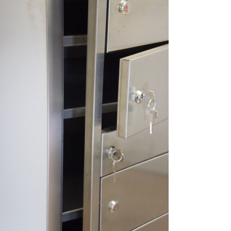 Armoire inox à casiers | Armoire vestiaire inox avec 4, 6, 8, 12 casiers et porte à ouverture centralisée | X-40004-441_1