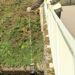 Préleveur à immersion Échantillonneur d’eau profonde 2,5 Litres